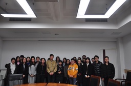 【就业】“行业你我他——学长来帮忙”——“政要起航”系列活动