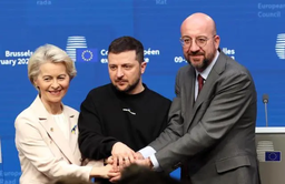 媒体视野｜我院万青松副研究员接受天目新闻采访 谈泽连斯基「旋风」访欧一系列热点问题