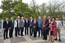 俄罗斯「瓦尔代」俱乐部代表团访问华东师大