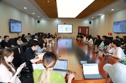 讲座回顾｜我院举办人文社会科学2023年百场校级学术讲座之「数字极化理论与全球数字生态系统的碎片化」主题讲座