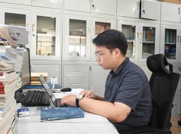 政院学子｜李坤璘：他在众多offer中选择了华东师大！