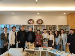 活动回顾｜俄知名汉学家卢金教授到访俄罗斯研究中心