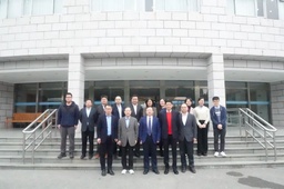 活动回顾｜余南平教授参加「美国大选与G20/金砖国家集团框架下的全球治理动态」学术研讨会并担任点评嘉宾